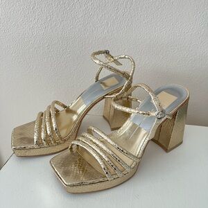 Dolce Vita Albany Square Toe Ankle Strap Block Heel Sandal in Gold Snake Size 8